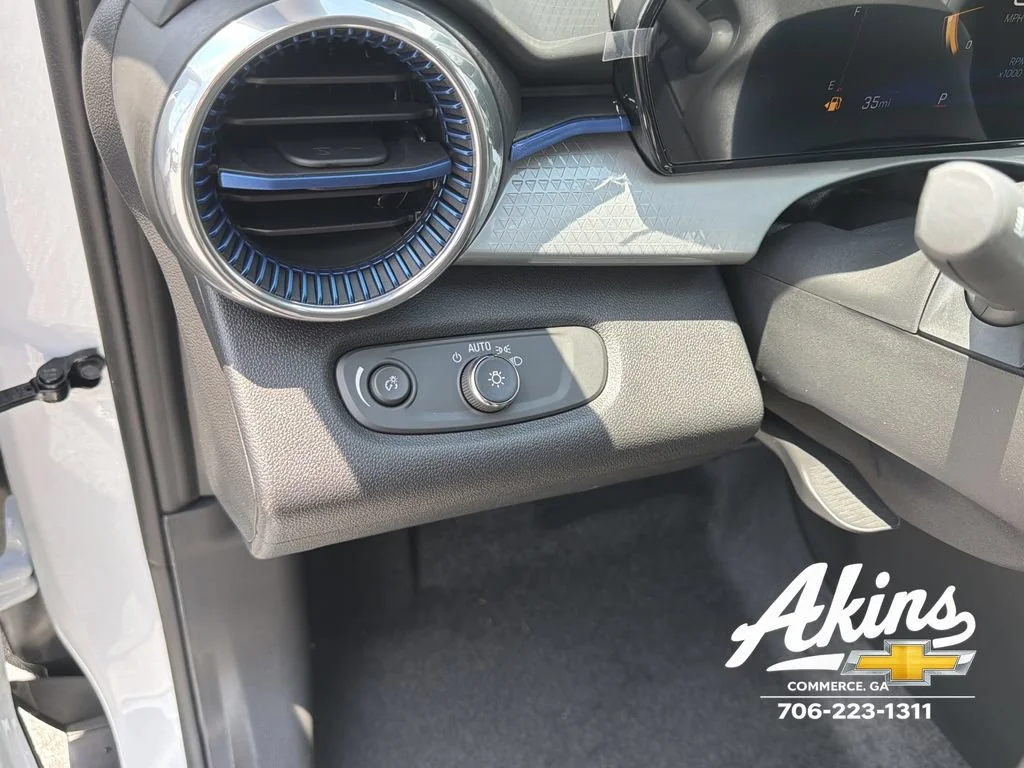 2026 Chevrolet Trax LT - Photo 12