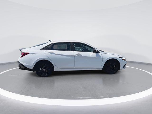 New 2026 White Hyundai SEL Sport image 9