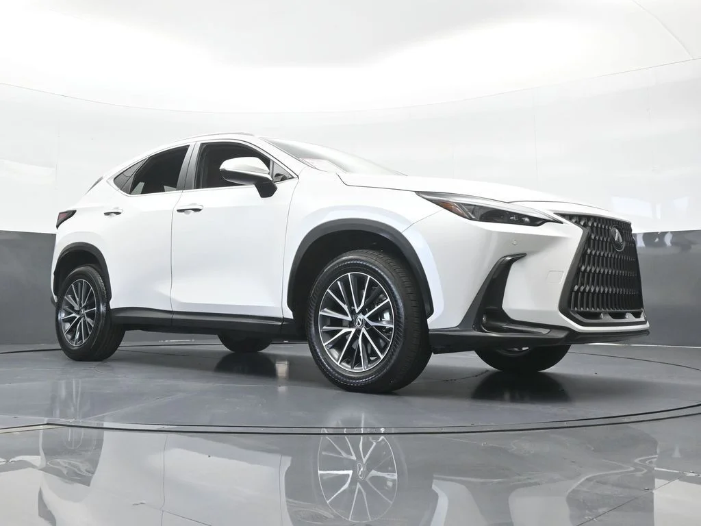 Used 2025 White Pearl Lexus 350 Premium image 64