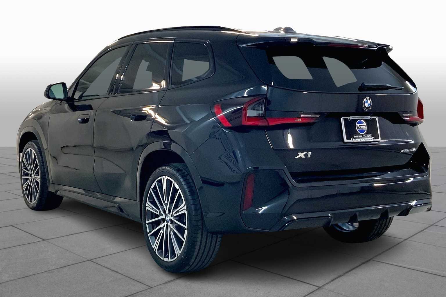 2026 BMW X1 28i - Photo 12