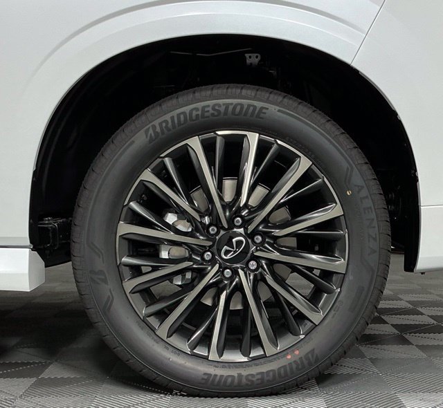 New 2027 White INFINITI Autograph 4WD image 7