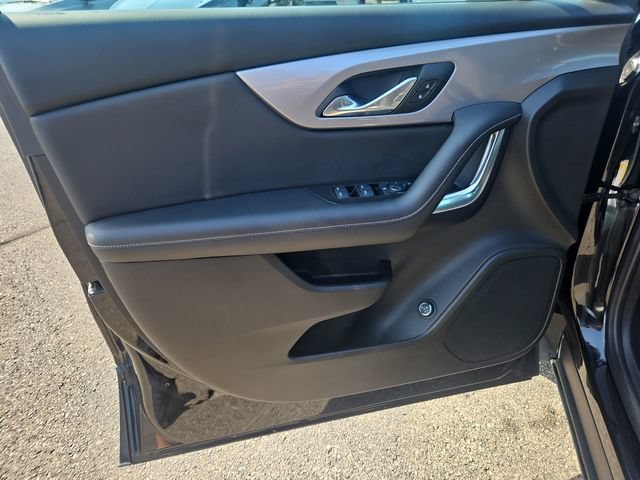 Used 2024 Black Chevrolet 2LT image 11
