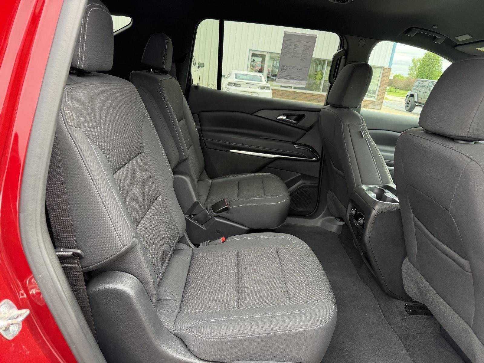 2024 Chevrolet Traverse 2LT - Photo 22