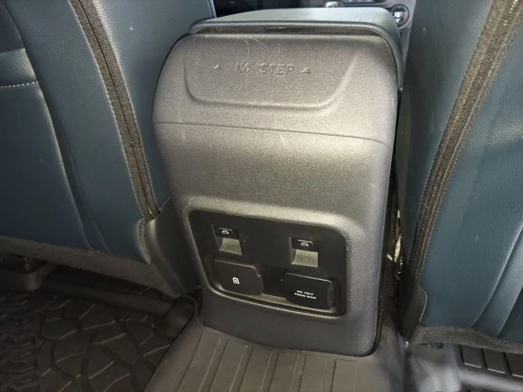 Used 2023 Blue Ford Outer Banks image 39