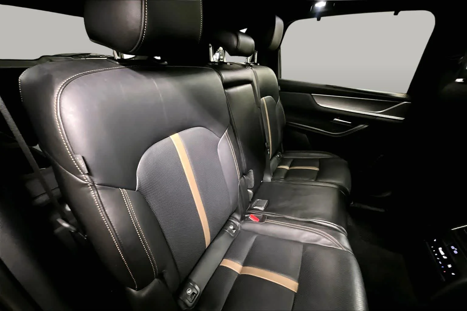 Used 2025 Jet Black Mica Mazda Premium Plus Package image 19