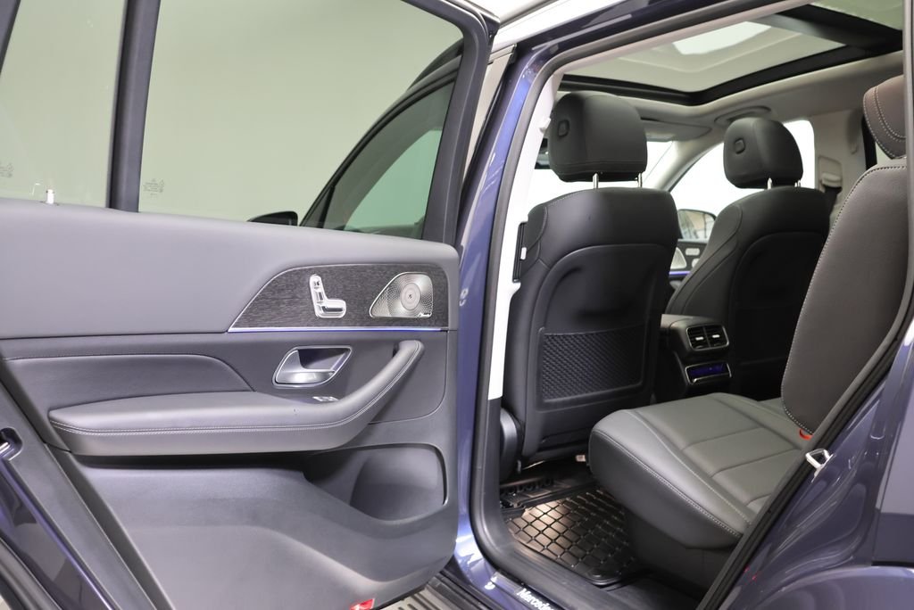 2026 Mercedes-Benz GLS Base - Photo 43