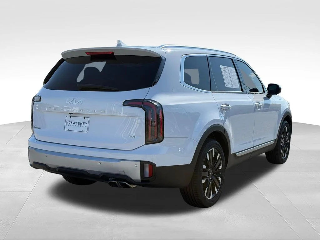 Used 2024 White Kia SX image 28