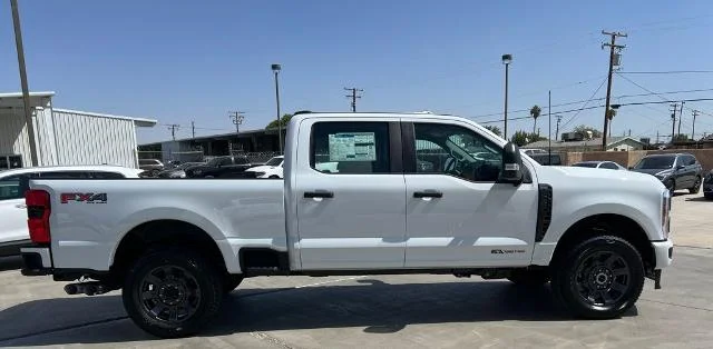 New 2026 Oxford White Ford F-250® XL image 34