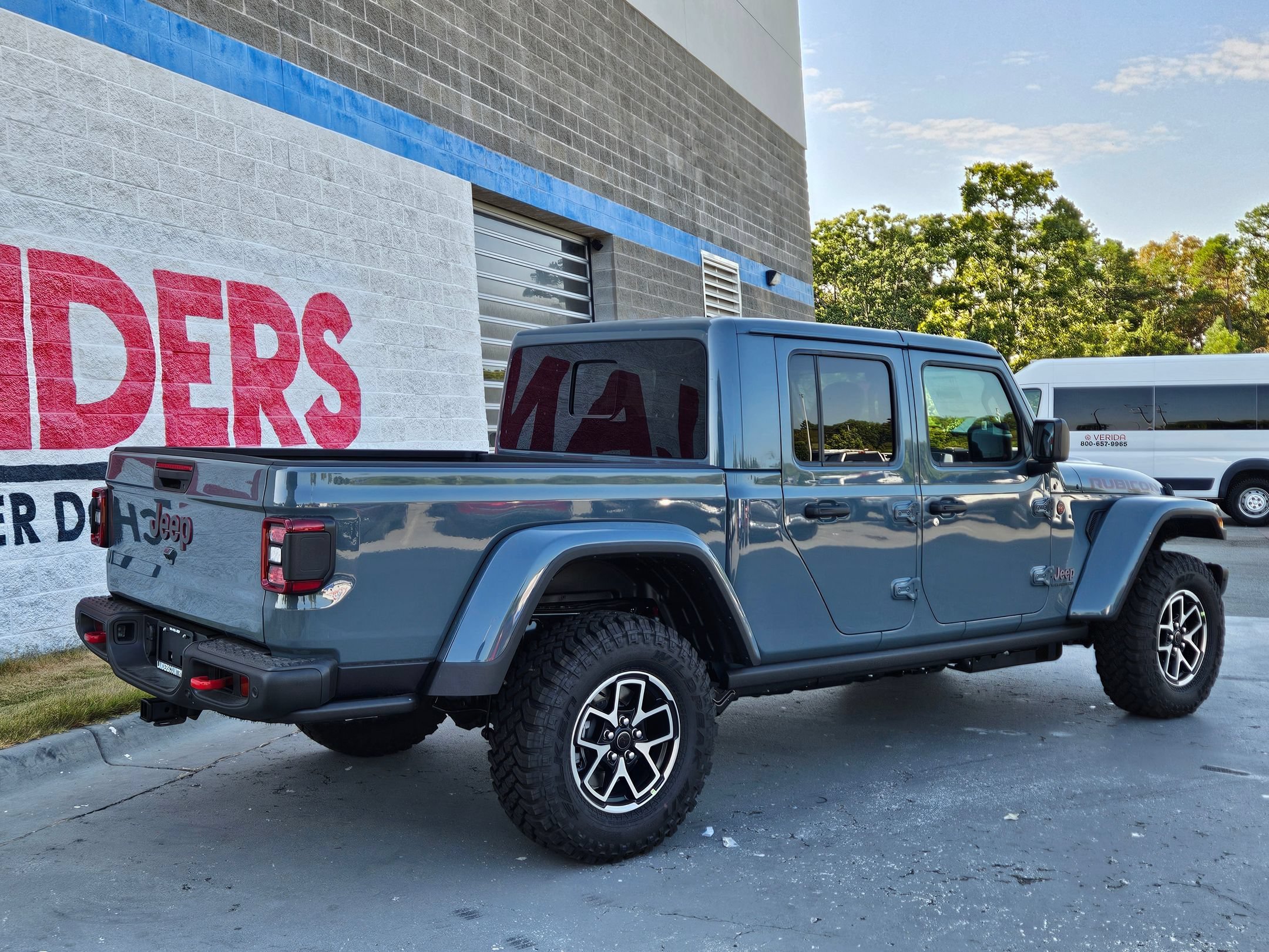 New 2026 Anvil Clear-Coat Exterior Paint Jeep Rubicon X image 7
