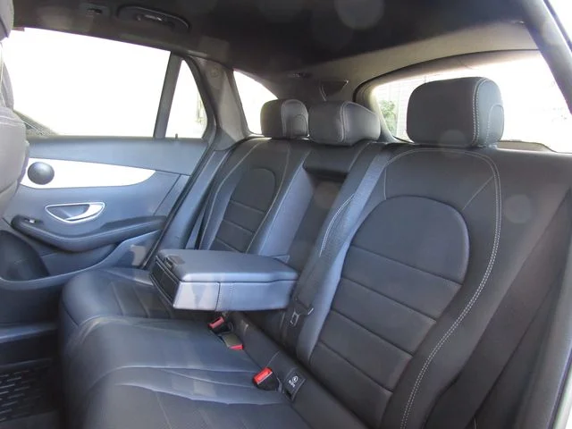 2022 Mercedes-Benz GLC GLC300 - Photo 16