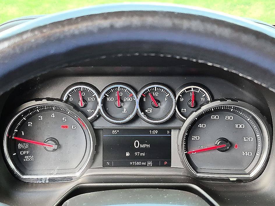 Used 2021 Summit White Chevrolet LT image 19