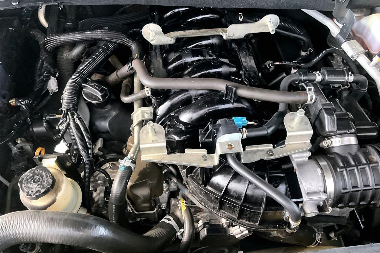 Used 2021 Super Black Nissan PRO-4X image 33