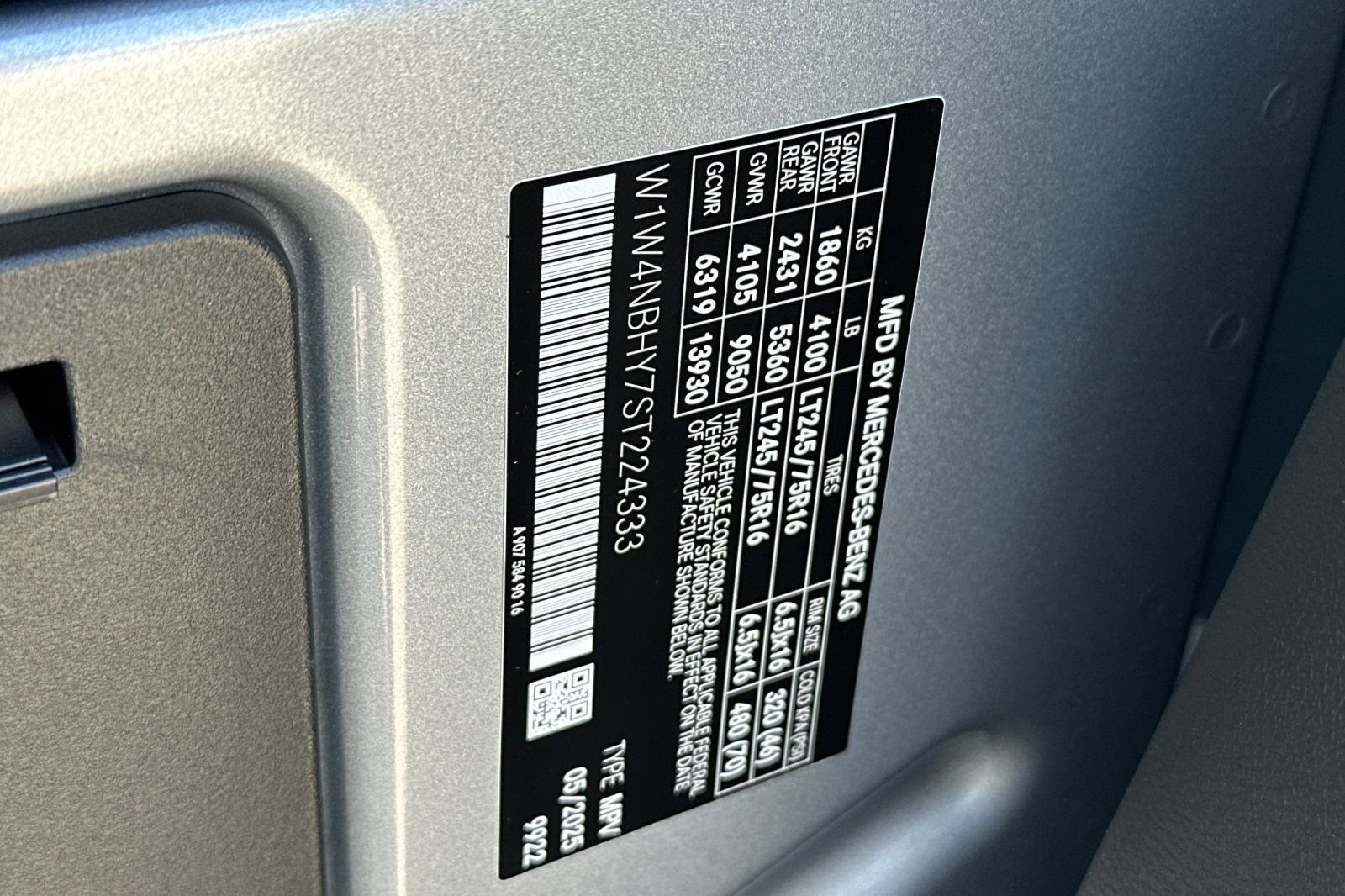 2025 Mercedes-Benz Sprinter Cargo Van Base - Photo 28