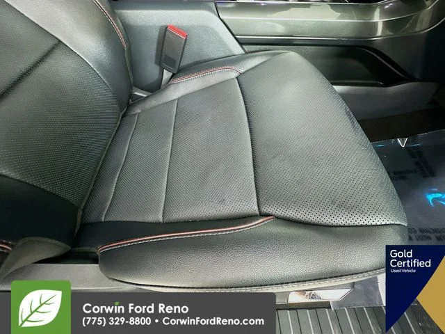 Used 2022 Space White Metallic Ford Lariat image 32