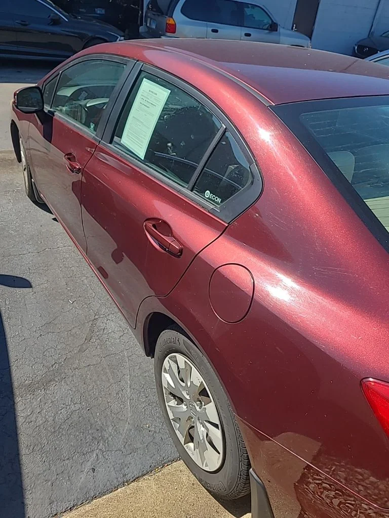 Used 2012 Red Honda LX image 4