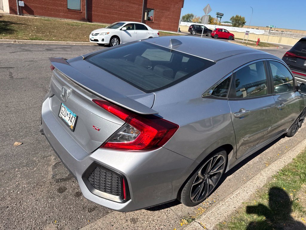 Used 2019  Honda Si image 7
