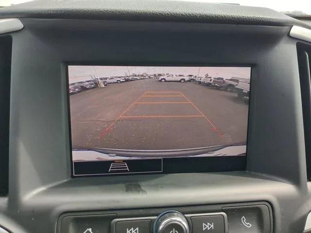 Used 2024 Sterling Metallic GMC SLE image 26