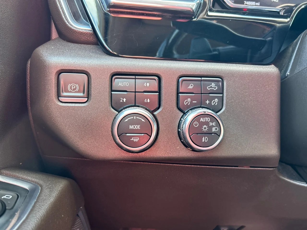 Used 2023 PACIFIC BLUE METALLIC GMC SLT image 15