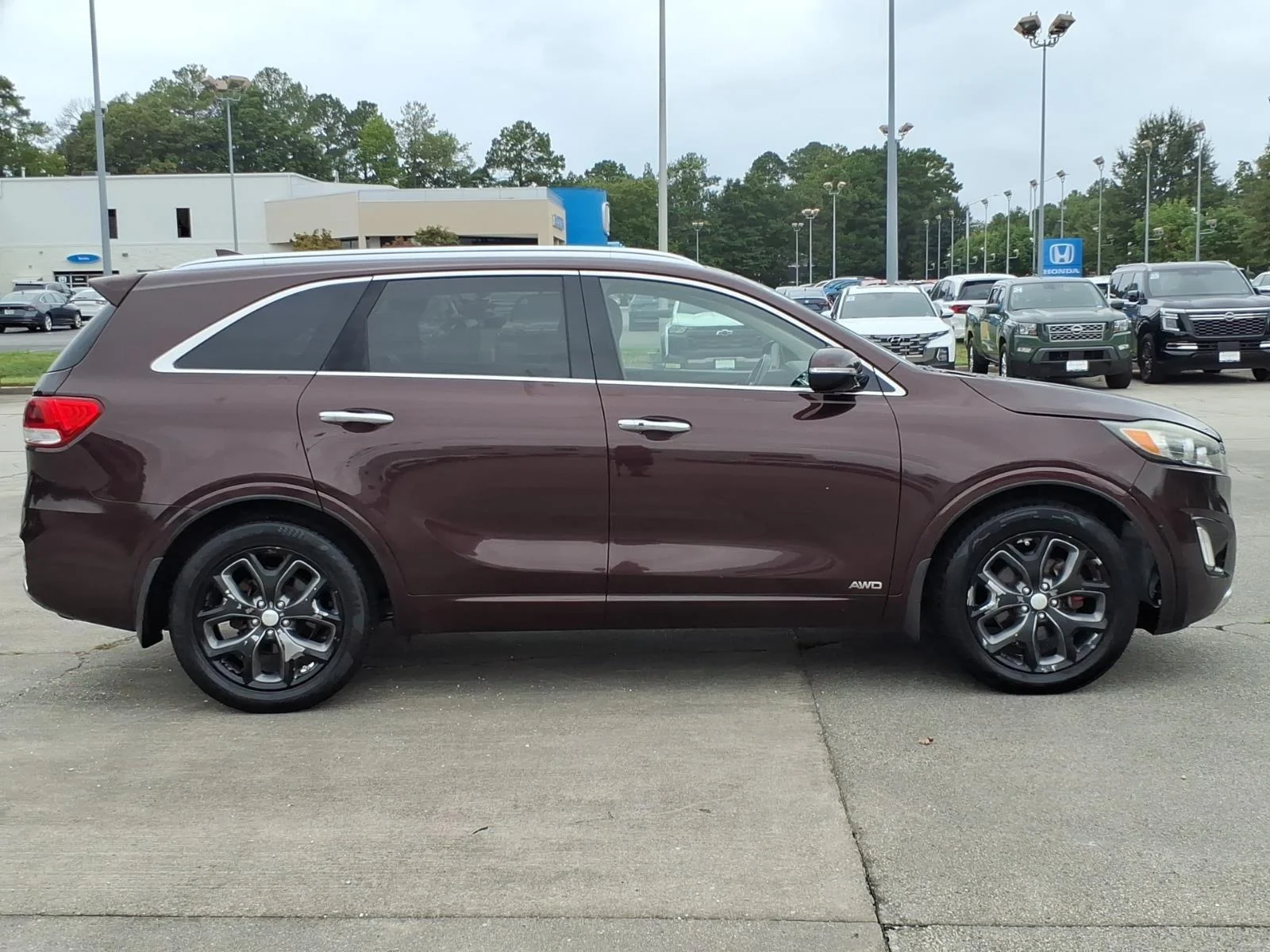 Used 2016 Dark Cherry Kia SX image 6