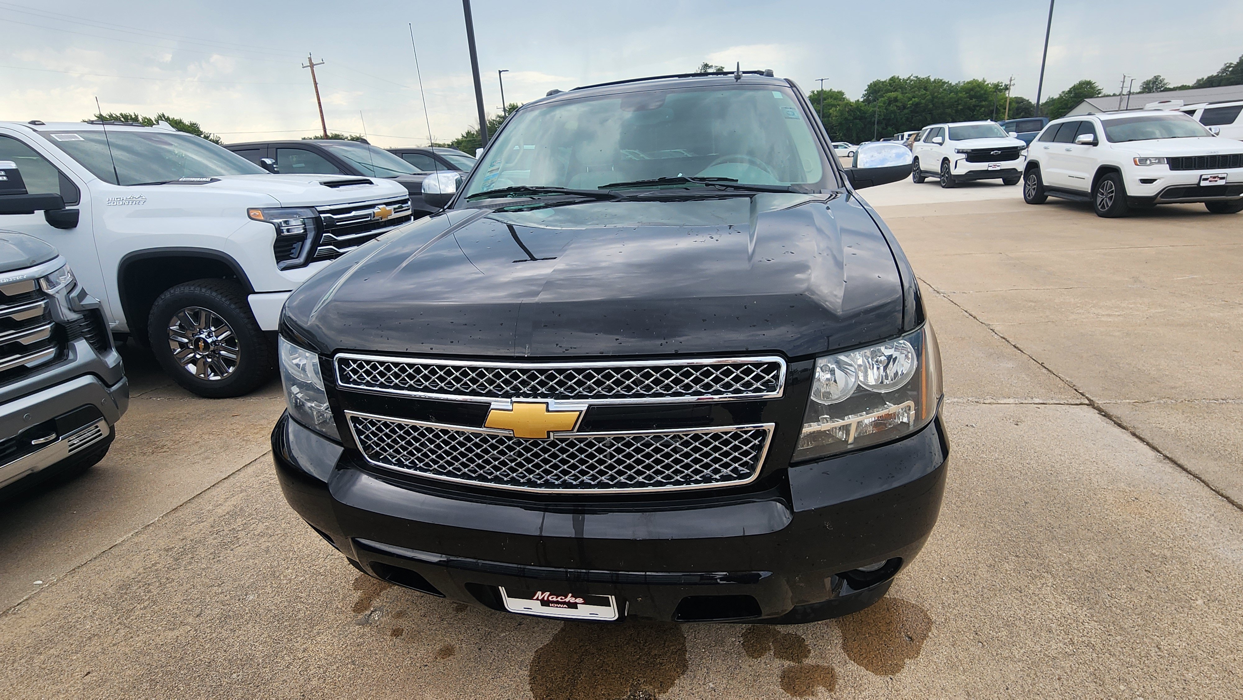 Used 2012 Chevrolet Avalanche LTZ with VIN 3GNTKGE74CG185599 for sale in Lake City, IA