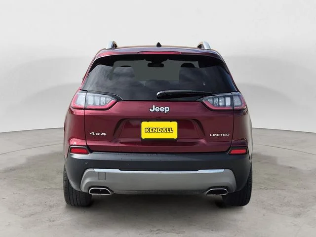 Used 2021 Velvet Jeep Limited image 6