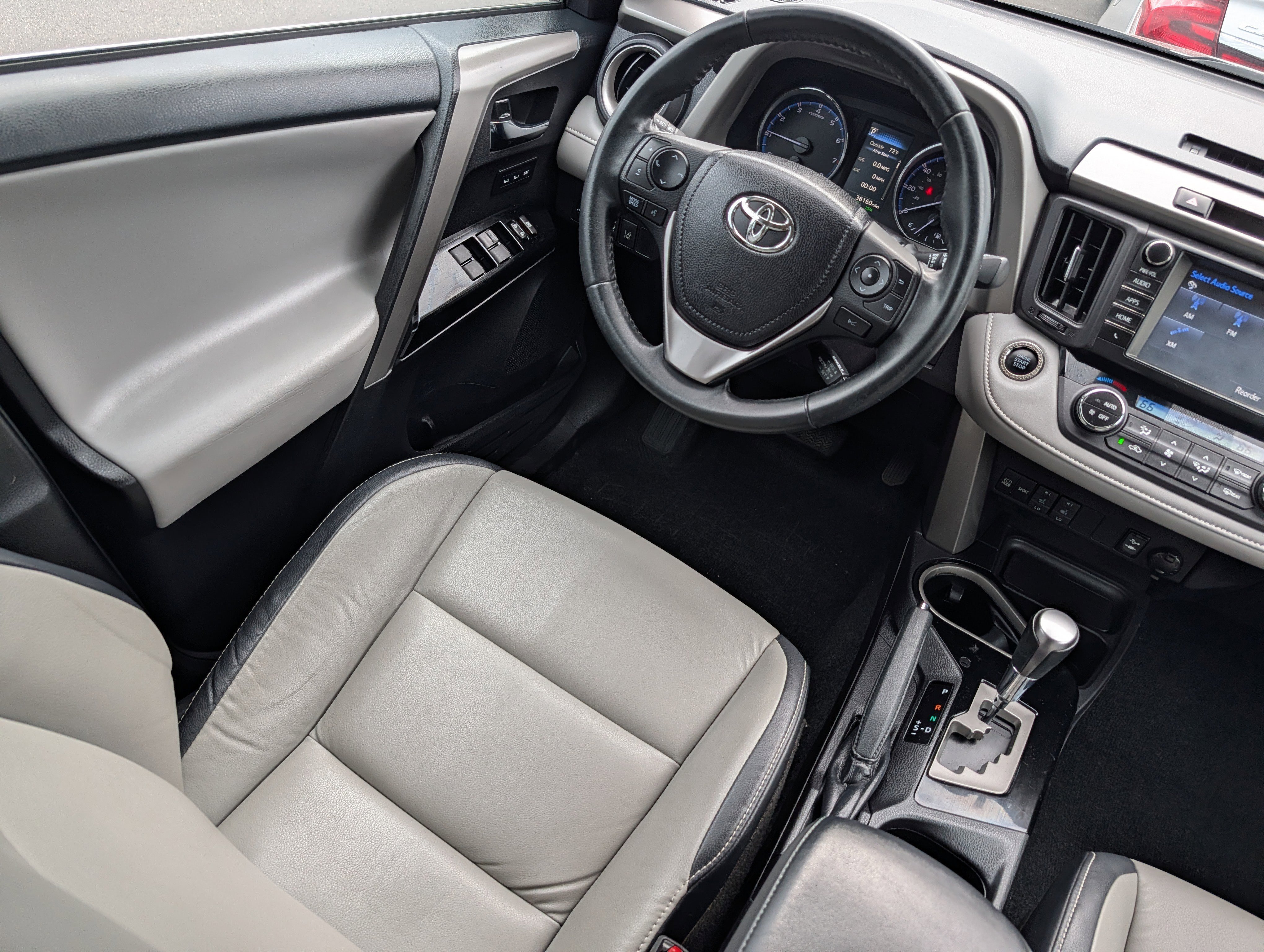 Used 2018 Magnetic Gray Metallic Toyota Limited image 9