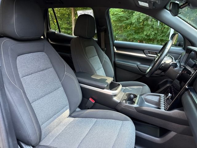 Used 2025 Black GMC Elevation image 28