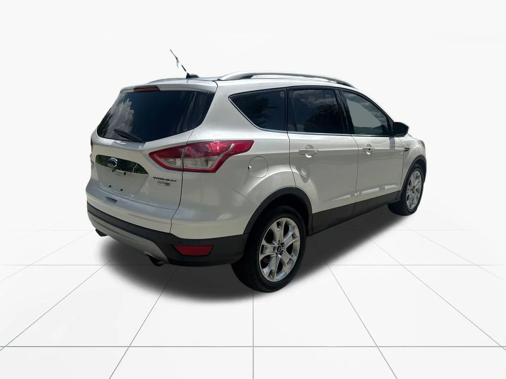 Used 2015 White Platinum Clearcoat Metallic Ford Titanium image 8