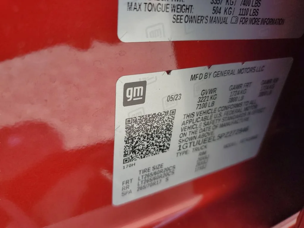 Used 2023 Volcanic Red Tintcoat GMC AT4 image 25