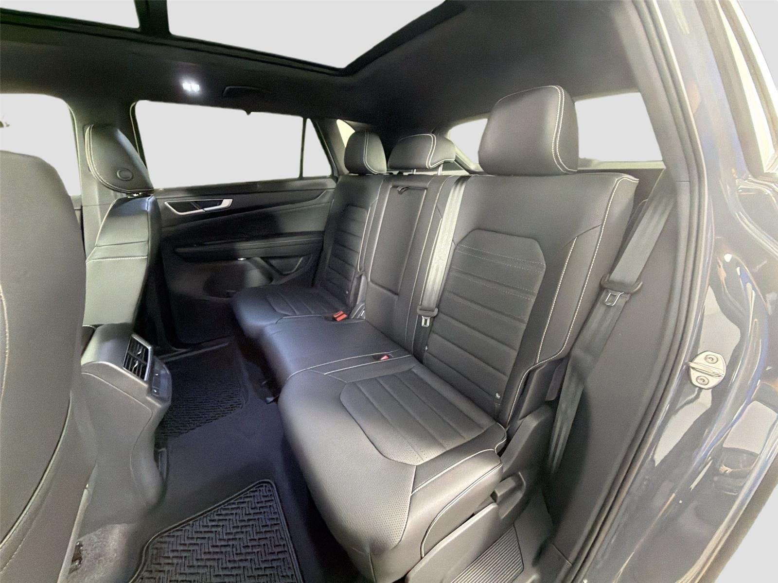 New 2026 Pure Gray Volkswagen 2.0T SEL R-Line Black image 24