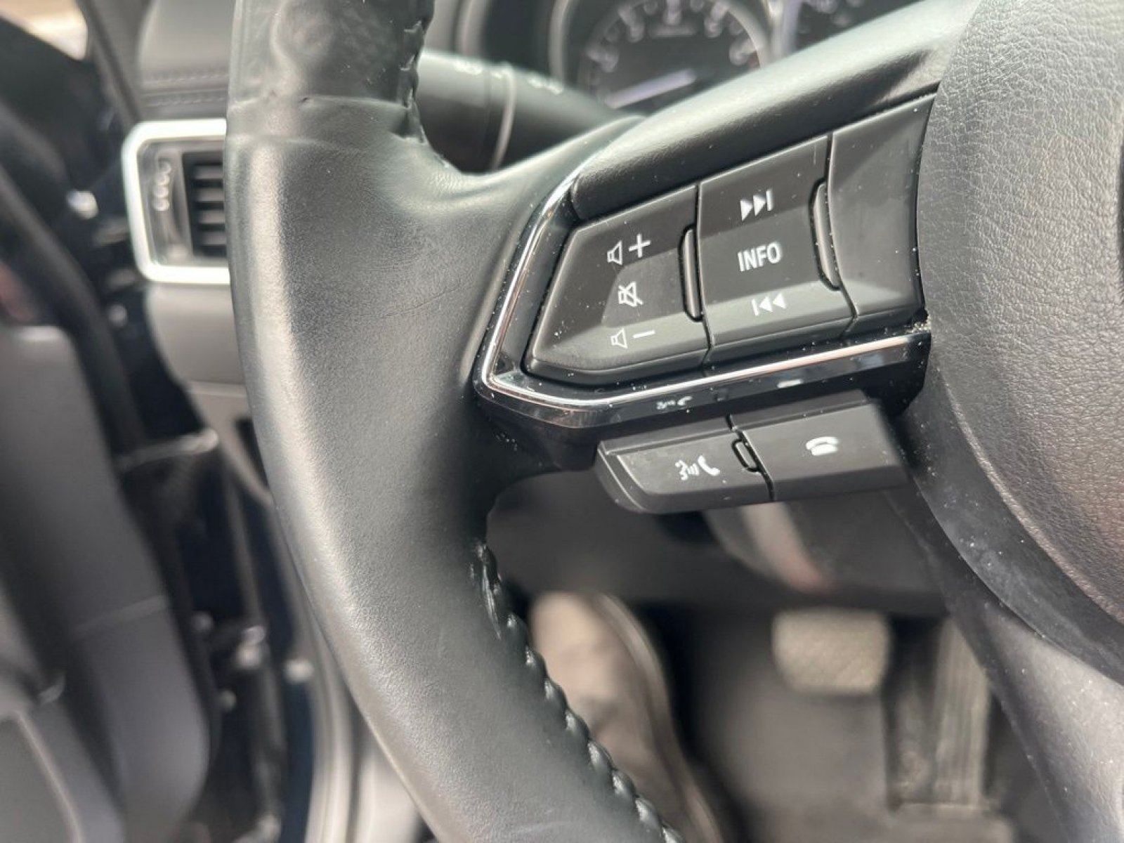 Used 2021 Crystal Blue Mazda Touring image 13