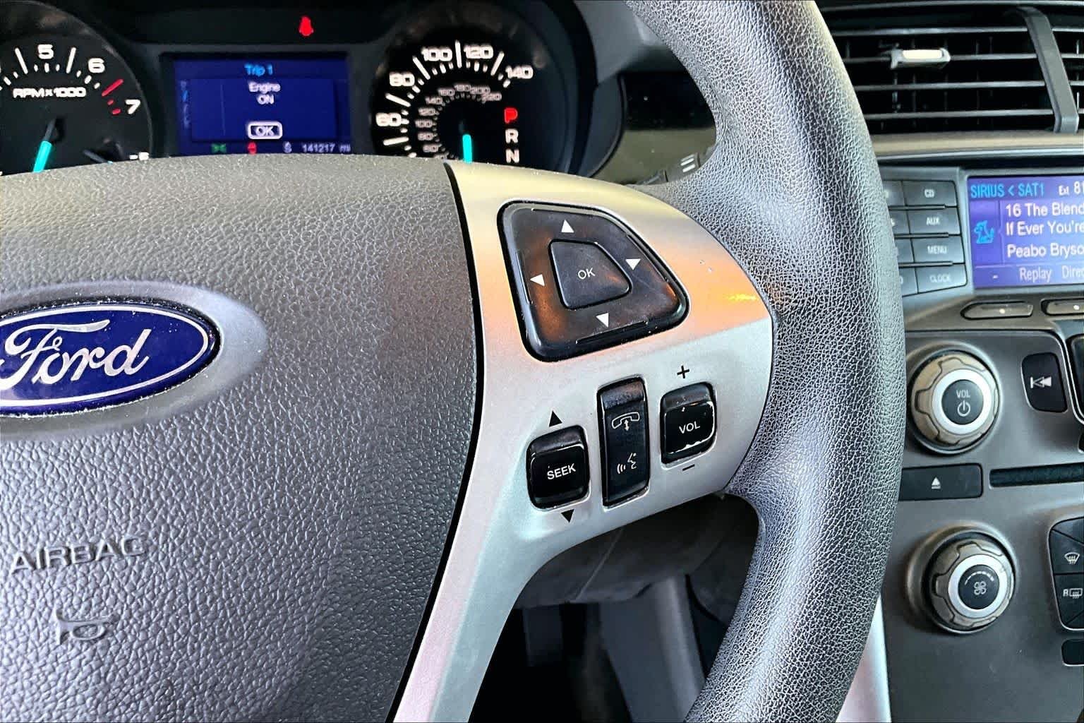 Used 2013 White Suede Ford SE image 23