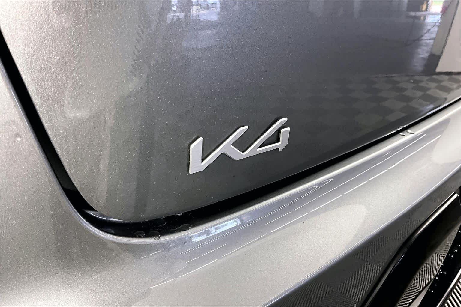 Used 2025 Steel Gray Kia GT-Line image 30