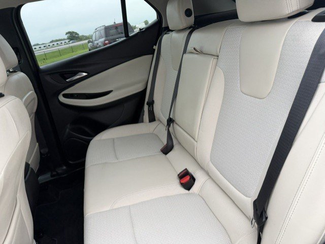 Used 2022 Summit White Buick Select image 23