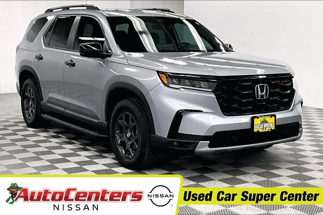 2024 Honda Pilot TrailSport AWD's photo