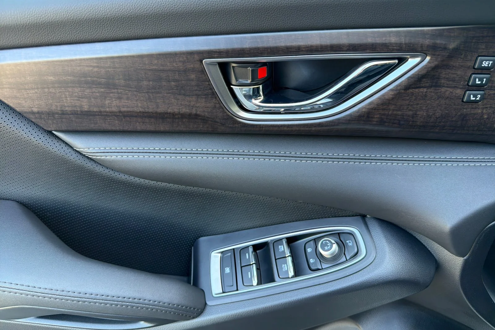 2026 Subaru Ascent Touring - Photo 11