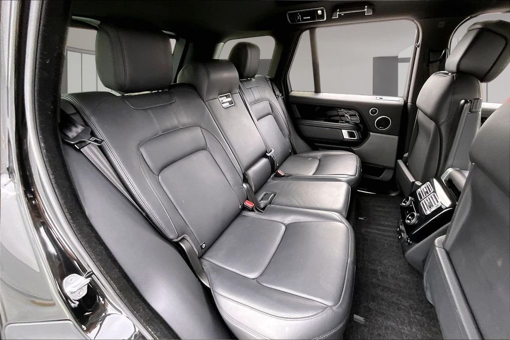 Used 2019 Santorini Black Metallic Land Rover 3.0L V6 Supercharged HSE image 23