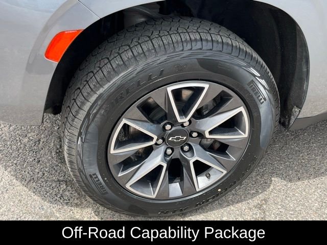 Used 2022 Satin Steel Metallic Chevrolet Z71 image 10