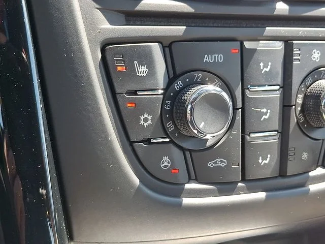 Used 2016 White Buick Premium image 24