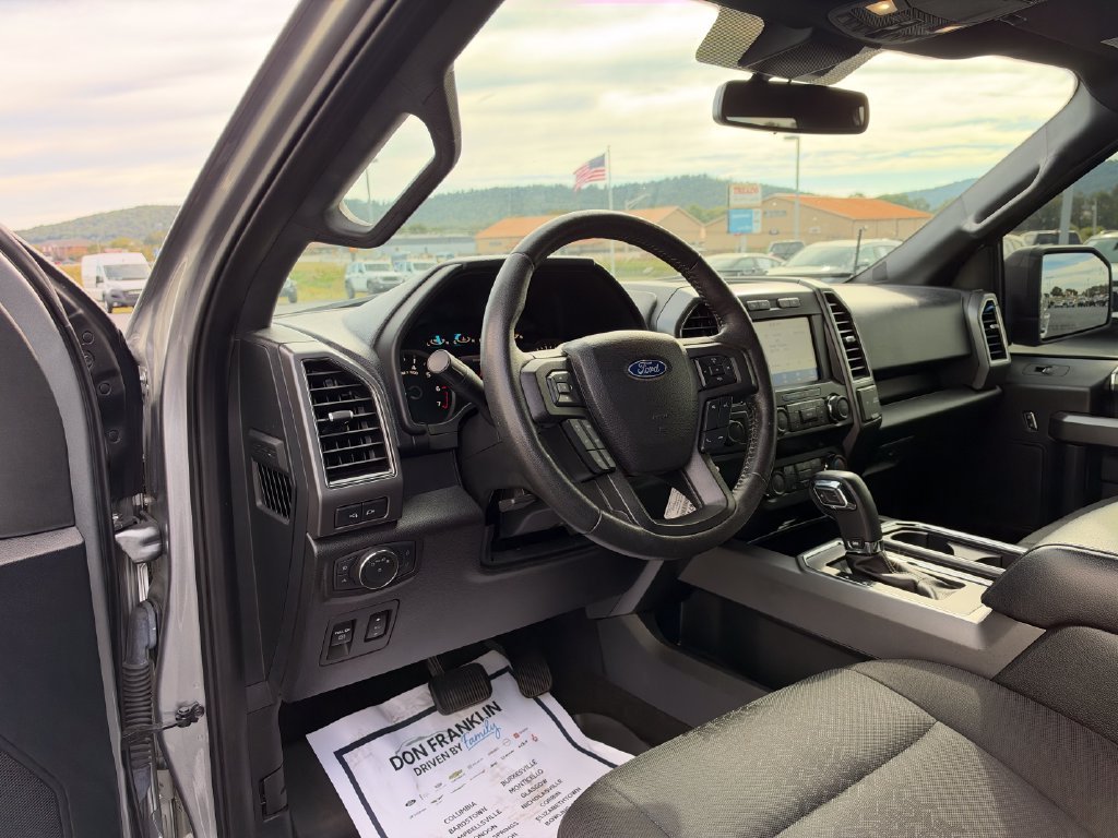Used 2020 Silver Ford XLT image 11