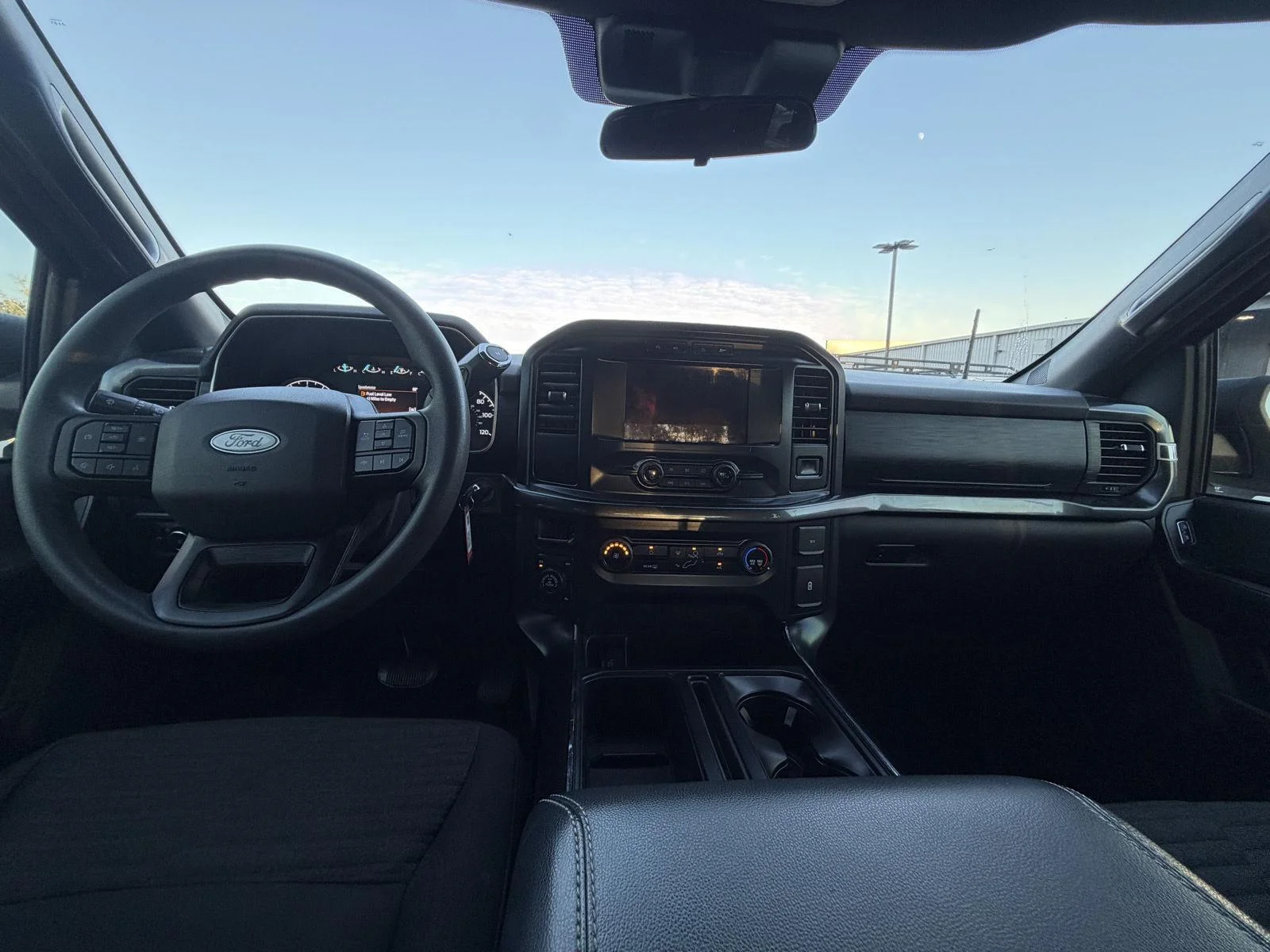 Used 2021 Oxford White Ford XL image 7