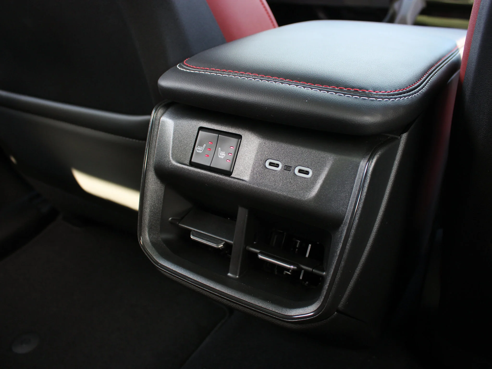 New 2026 White Dodge R/T Plus* 4-Door AWD image 15