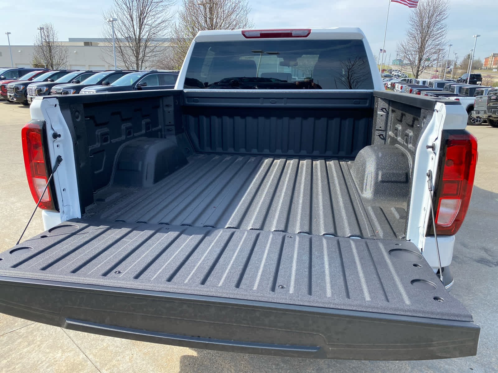 2026 GMC Sierra 1500 Pro - Photo 27
