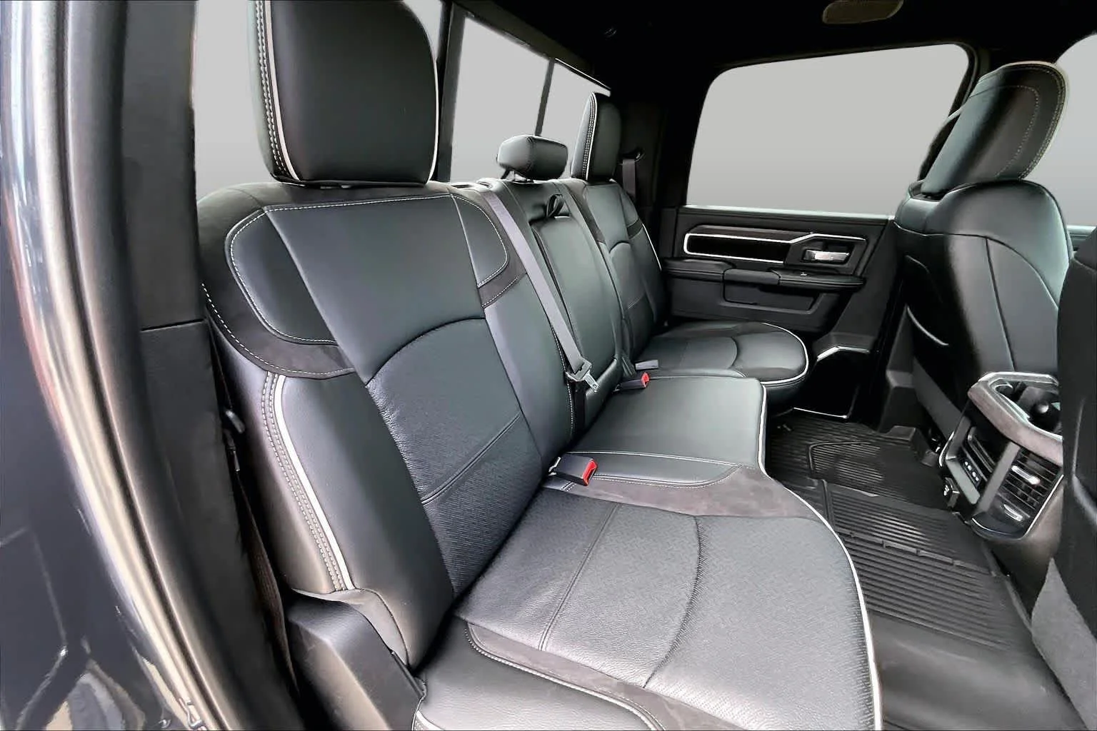 New 2026 Forged Blue Metallic Exterior Paint RAM Laramie image 23