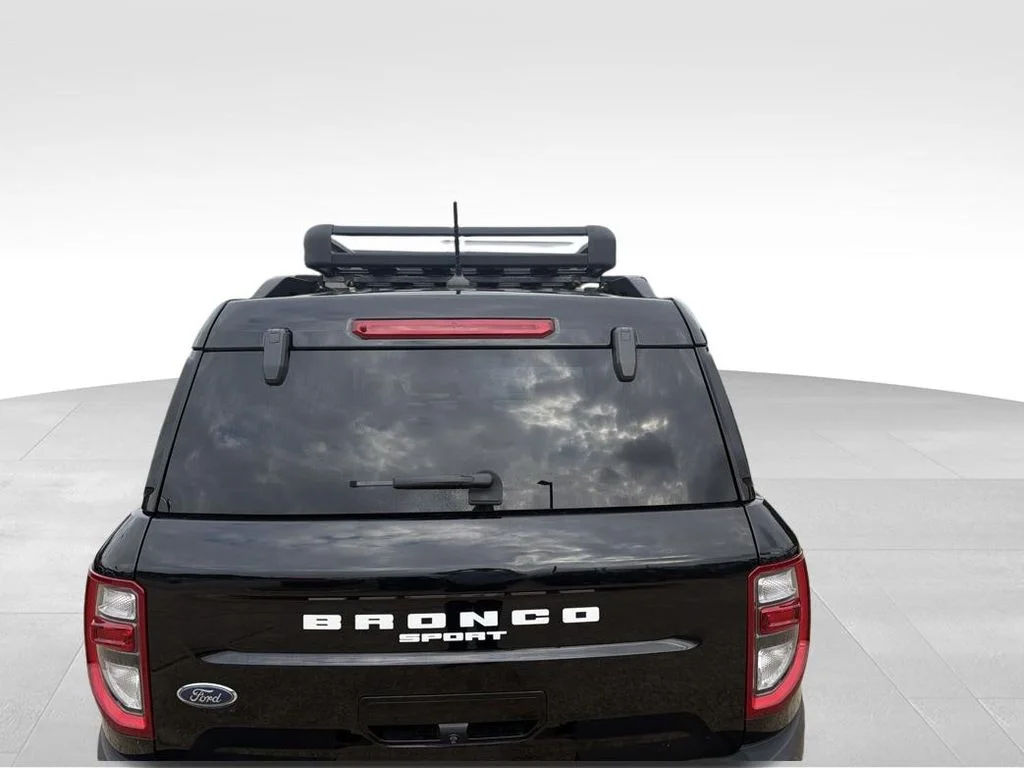 Used 2022 Black Ford Outer Banks image 15