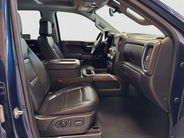 Used 2021 Blue GMC Denali image 16