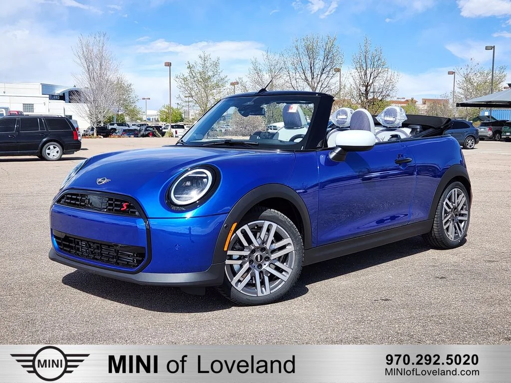 2026 MINI Convertible Cooper S Signature's photo