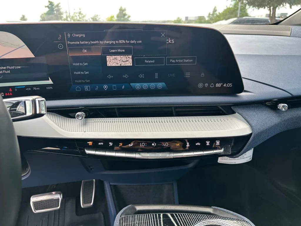 2025 Cadillac OPTIQ Luxury 2 - Photo 22