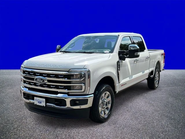 New 2027 Star White Metallic Tri-Coat Ford F-250® Lariat® image 7