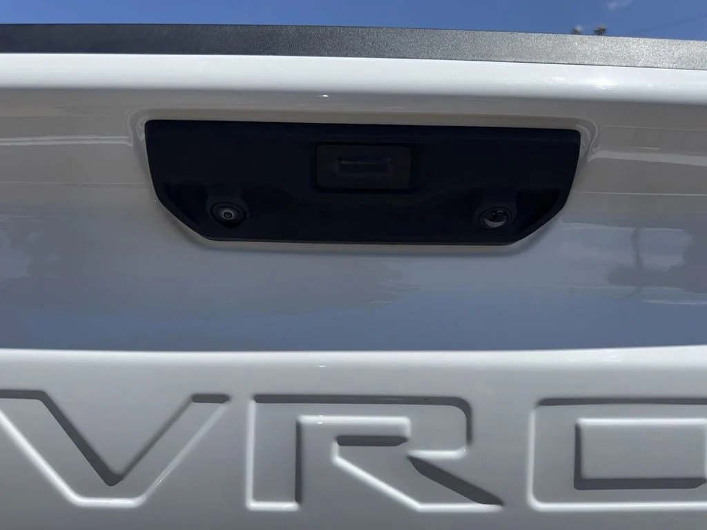 Used 2024 Summit White Chevrolet Custom image 34
